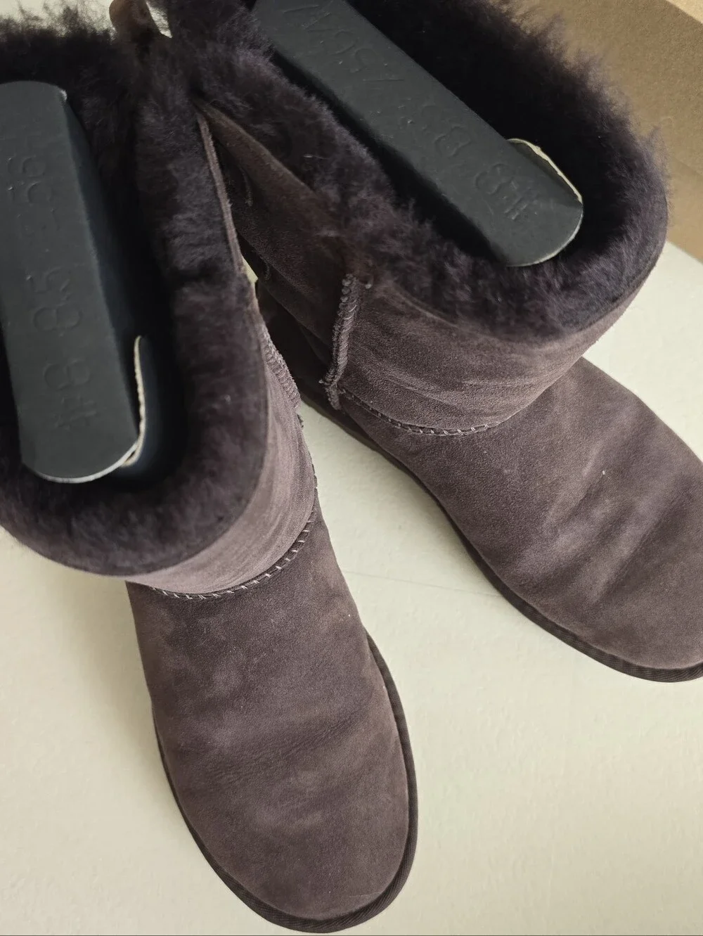 Authentic New UGG Bailey Bow boots chocolate Size 7 $215